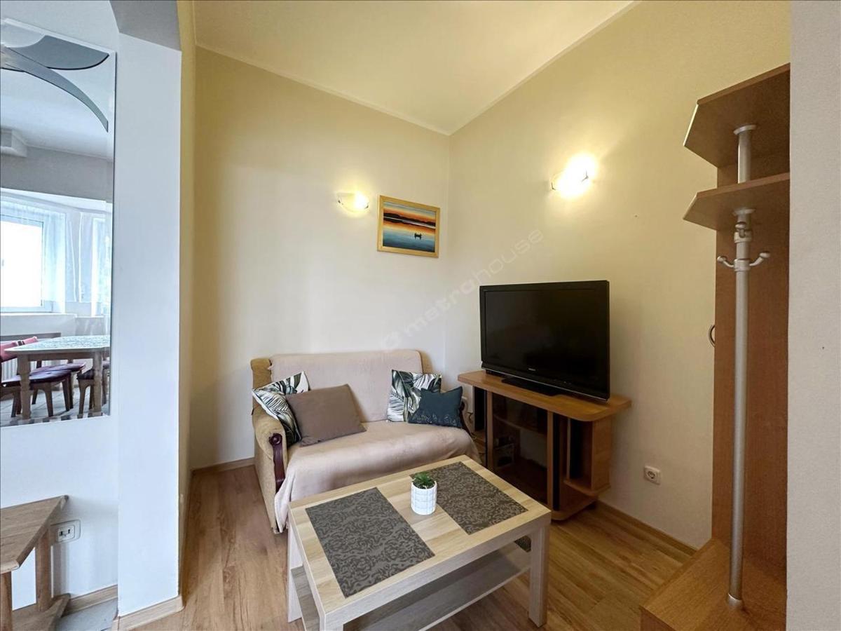 Glos Mew Apartment โควอบเซก ภายนอก รูปภาพ
